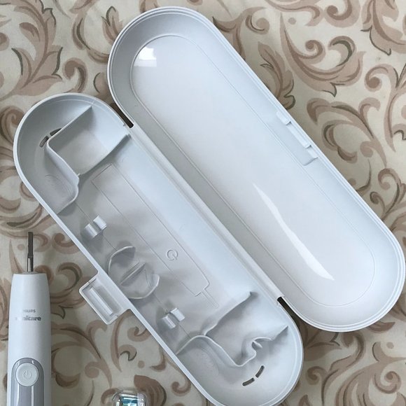 Philips Sonicare Optimal Clean HX6829 Rechargeable Toothbrush – New Without Box - Picture 5 of 7